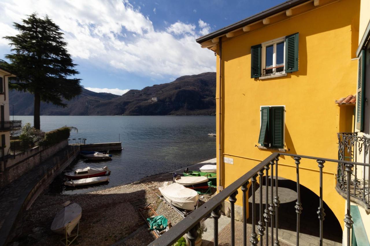 Mamma Ciccia Holiday Home - Lake Front Apartment Mandello del Lario Exteriör bild