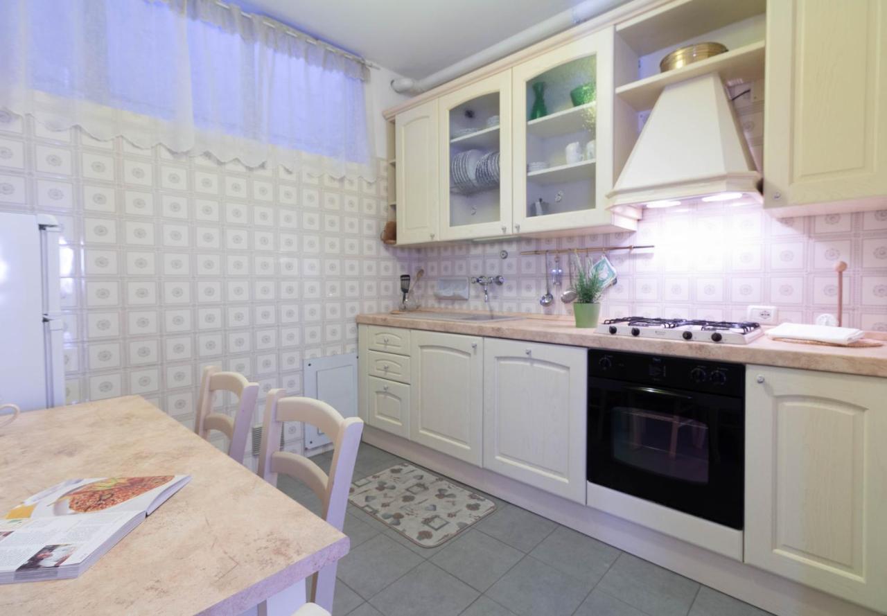Mamma Ciccia Holiday Home - Lake Front Apartment Mandello del Lario Exteriör bild
