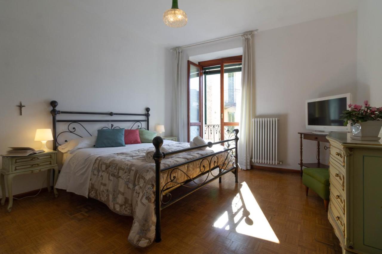 Mamma Ciccia Holiday Home - Lake Front Apartment Mandello del Lario Exteriör bild