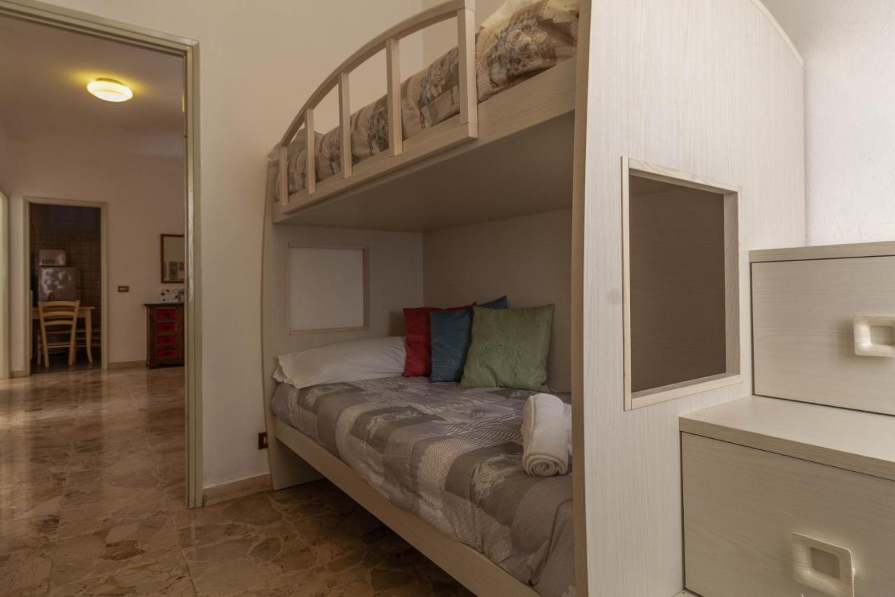 Mamma Ciccia Holiday Home - Lake Front Apartment Mandello del Lario Exteriör bild